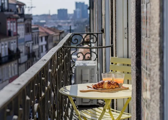 Lejlighed Virtudes Flat W/ Ac & Balcony By Lovelystay