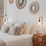 Virtudes Flat W/ Ac & Balcony By Lovelystay * Porto
