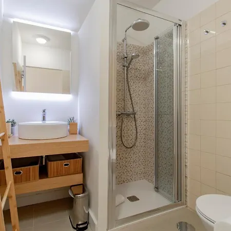 Daire Virtudes Flat W/ Ac & Balcony By Lovelystay Porto