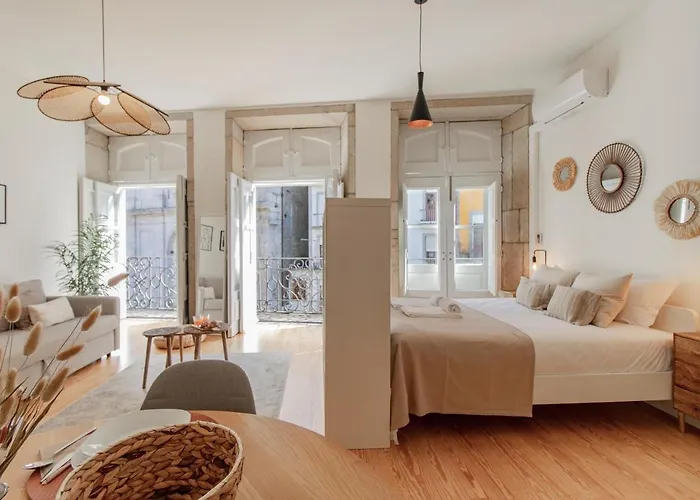 Virtudes Flat W/ Ac & Balcony By Lovelystay Apartament