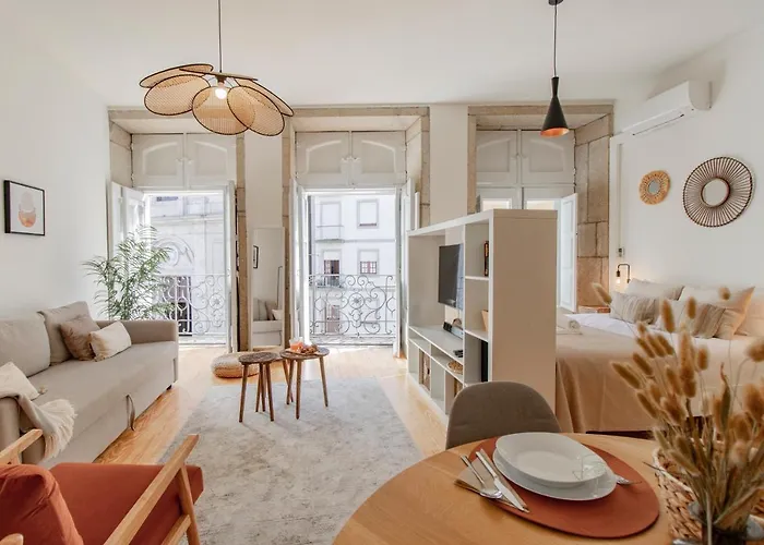 Virtudes Flat W/ Ac & Balcony By Lovelystay Porto
