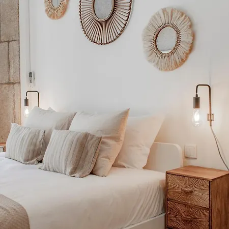 Virtudes Flat W/ Ac & Balcony By Lovelystay * Oporto