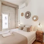 Virtudes Flat W/ Ac & Balcony By Lovelystay Lejlighed *